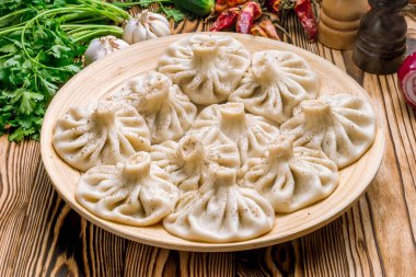 Khinkali kuzu eti ile, kapat.