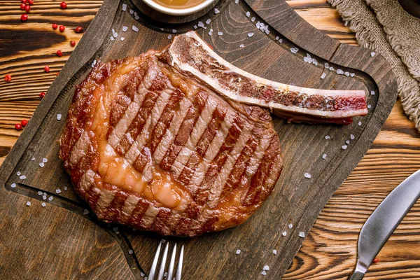 Bife Tomahawk Perto — Fotografia de Stock