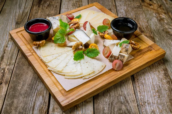 Cheese Plate Italian Food Wooden Table — Stock Photo, Image