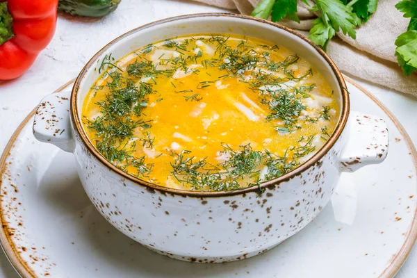 Caldo Sopa Frango Uma Chapa — Fotografia de Stock