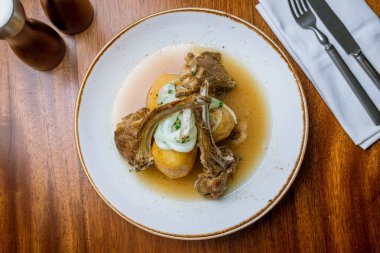 Tabakta Kazan kebabı