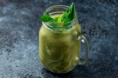 avokado smoothie vietnamese içeceği