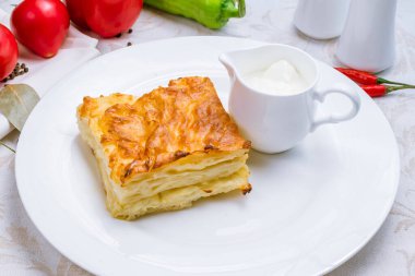 Khachapuri katmanlı Gürcü mutfağı
