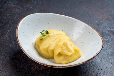 Kasede patates püresi.