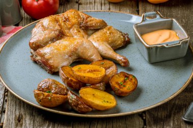 Kızarmış tavuk tütünü, yakın çekim.