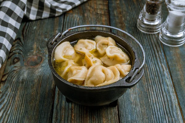 Dumplings Con Crema Agria Hierbas — Foto de Stock