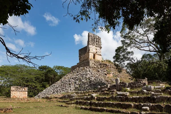 El mirador, ruins of ancient maya space observatory at Labna, Yucatan, Mexico — Stock Photo, Image