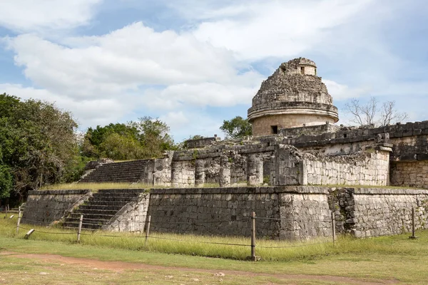 El Caracol, an ancient Mayan observatory building, Chichen-Itza, Yucatan. Mexico — Stock Photo, Image