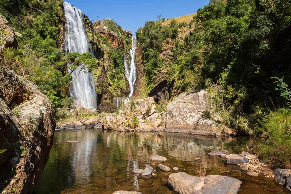 Lisbon Falls ve Pool aşağıdan görüldü, Mpumalanga, Güney Afrika