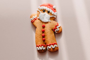 Coronavirus salgınında yeni yıl ve Noel kutlaması, kavramsal geçmiş, minimalist tarz, metinleriniz için yer