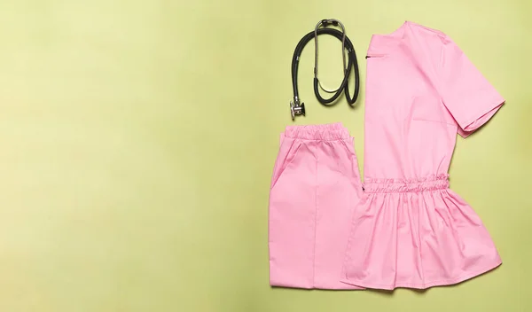 Fotografie Složeného Oblečení Pro Zdravotnické Pracovníky Oblečení Pro Sestry Pediatry — Stock fotografie