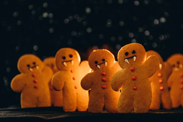 Děsivé Halloween Cookies Selektivní Ostření Dekorace Černém Pozadí Halloween Styl — Stock fotografie