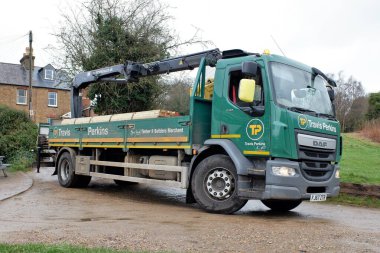 Travis Perkins, Timber and Builders Merchants, DAF LF230 hidrolik vinçli araç