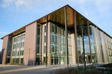 Bina 1, Croxley Park iş parkı, Şapkacılar Sokağı, Watford