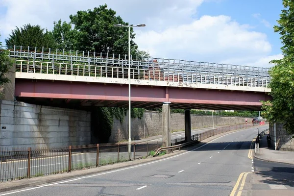 Puente Ferroviario Metropolitano Mr90 Sobre A412 Rectory Road Rickmansworth — Foto de Stock