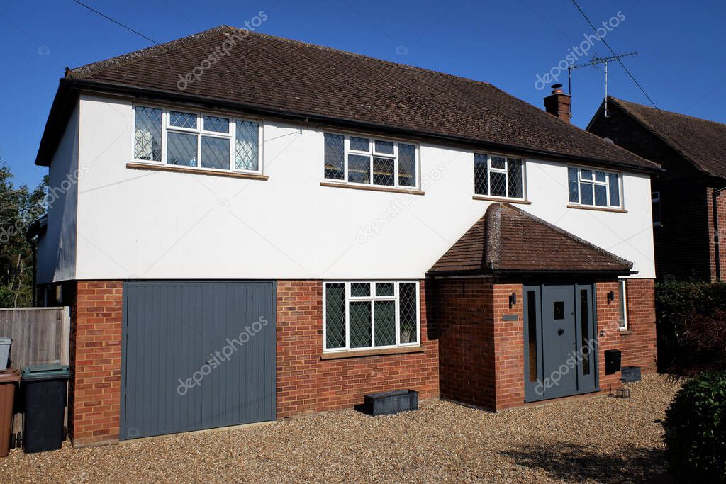 Modernised detached property with integrated garage in the village Chorleywood, Hertfordshire