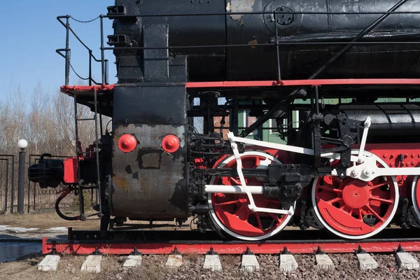 旧蒸汽机车 蒸汽运输机 复古蒸汽机车 人类取得进步的技术 — 图库照片