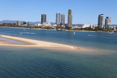 Sky Point Q1 binası Sörf Cenneti