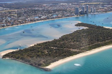 Sky Point Q1 binası Sörf Cenneti