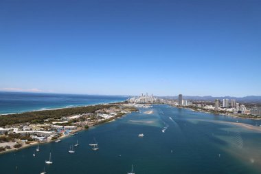 Sky Point Q1 binası Sörf Cenneti