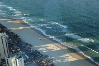 Sky Point Q1 binası Sörf Cenneti