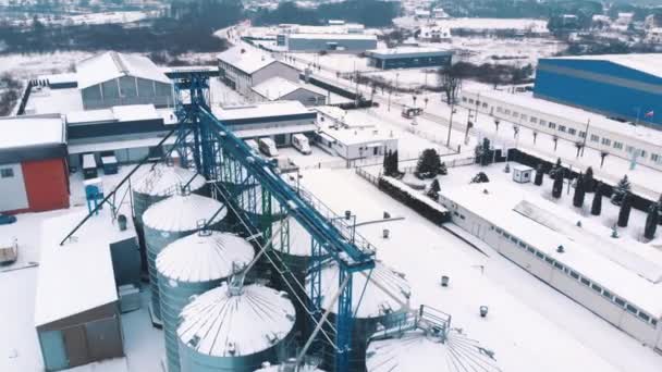 Warsaw, Poland 16.01.2021 Silo system covered in snow. Aerial view — Stockvideo