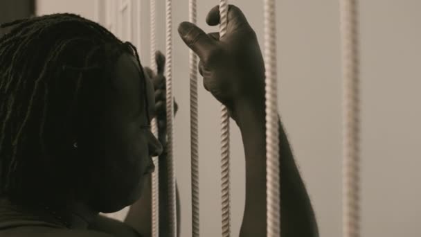 Afrika Amerika orang kulit hitam di penjara memprotes — Stok Video