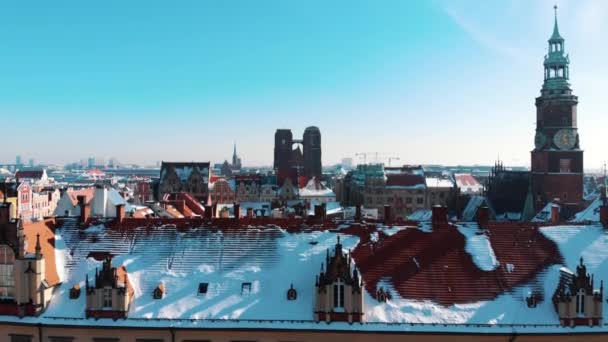 Aerial View Of The Historic City Center - Rynek Square And Old Market Square In Poznan — Vídeo de stock