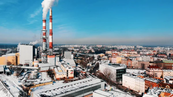 Smoke Coming Out From The Chimney In The Industrial Area Of Wroclaw — Stockfoto