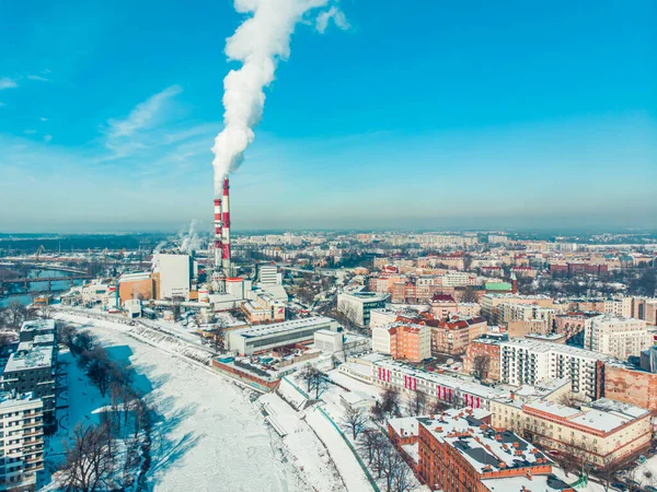 Smoke Coming Out From The Chimney In The Industrial Area Of Wroclaw — Φωτογραφία Αρχείου