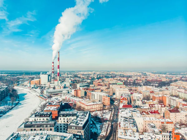 Smoke Coming Out From The Chimney In The Industrial Area Of Wroclaw — Φωτογραφία Αρχείου