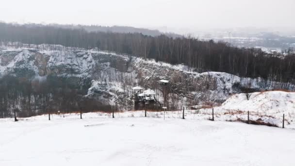 ภาพพาโนรามาของภูมิทัศน์หิมะในคราคูฟ ประเทศโปแลนด์ - ภูมิทัศน์ที่งดงาม — วีดีโอสต็อก