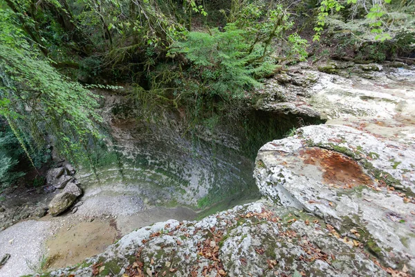 O topo da cachoeira seca — Fotografia de Stock