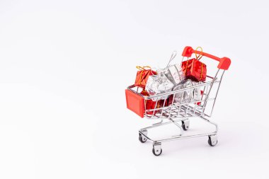 Noel hediyeleri alıyorum.