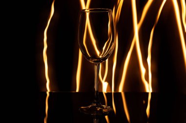 ateş ve şarap kadehi, kopyalama alanı, arka plan olarak kullan