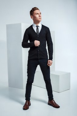 yakışıklı genç işadamı