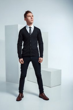 yakışıklı genç işadamı