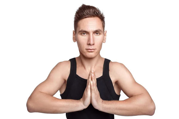 Homme athlétique faisant une pose de yoga — Photo