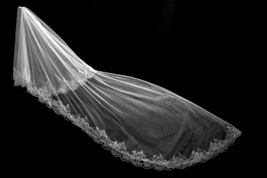 siyah arka plan üzerine peçe 