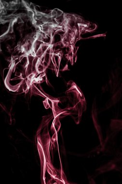 dumanı siyah arkaplanda