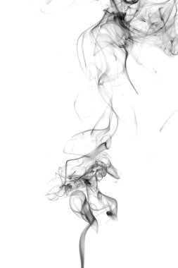 Beyaz arkaplanda siyah duman