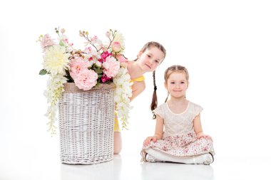 gülümseyen güzel küçük kızlar