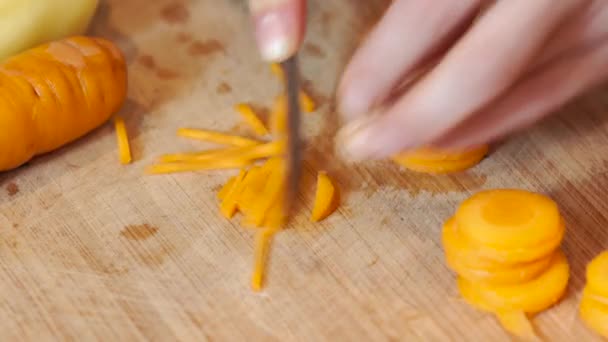 Légumes hachés gros plan — Video