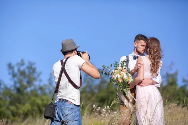 ช่างภาพที่ทําหน้าที่ — ภาพถ่ายสต็อก