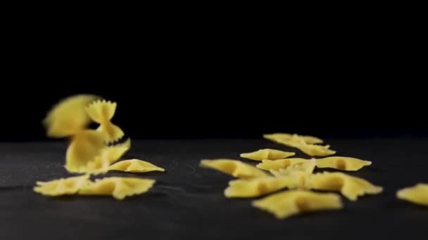 Italian flying raw pasta — Stock Video
