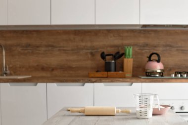 Mutfak ve hamur malzemeleri.