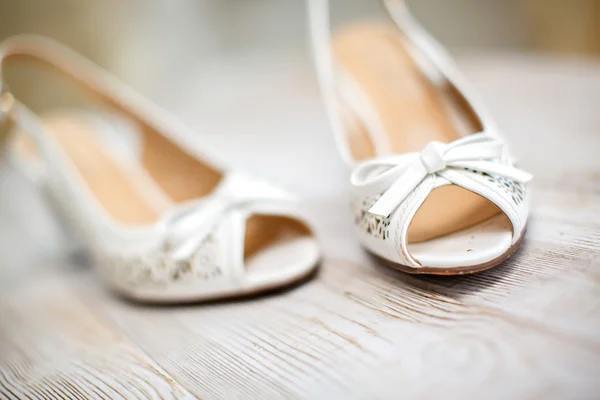 Scarpe da sposa da sposa — Foto Stock