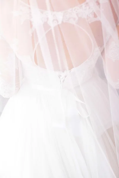 Vit brudklänning — Stockfoto