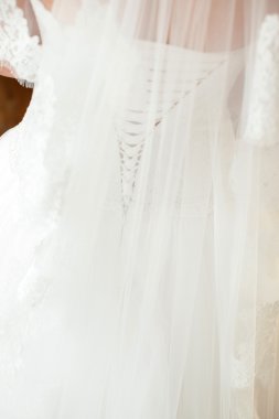 nedime yardım gelin