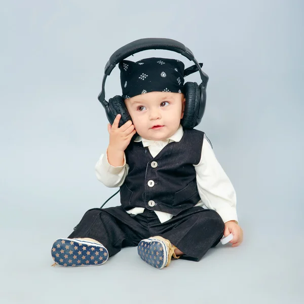 Dziecko z słuchawek — Zdjęcie stockowe
